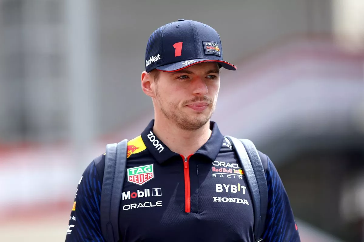 Mercedes ‘expected’ to replace Hamilton with Verstappen