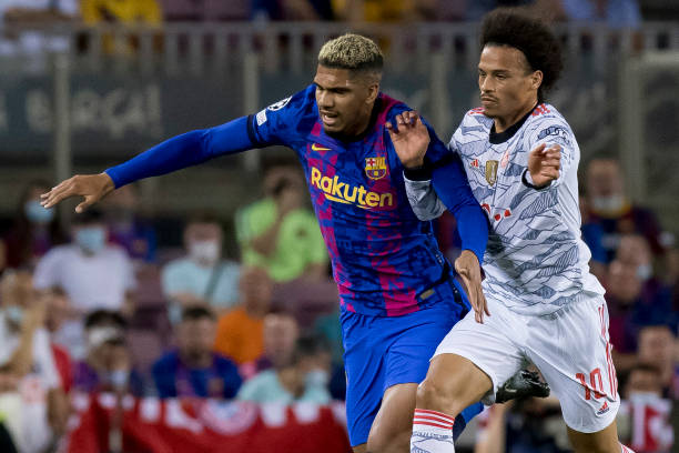 Bayern is considering Barca’s Lenglet and Araujo.