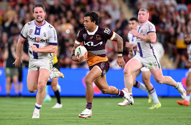Leigh Leopards’ Twist of Fate: Tristan Sailor Signing Falls Through, Ben Nakubuwai Stays Put for 2024 Season