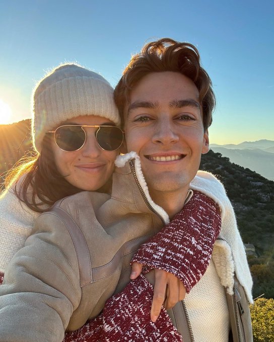 Russell posts a cute photo of himself and his girlfriend on social media for the new year.