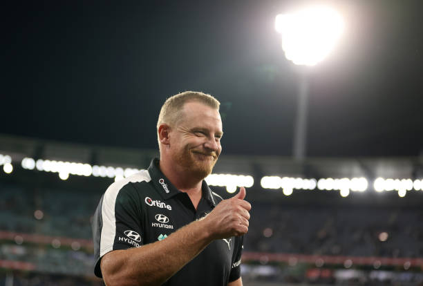 Carlton Football Club Strengthens Leadership Beyond 2024: Cook and Voss to Continue Leading the Blues