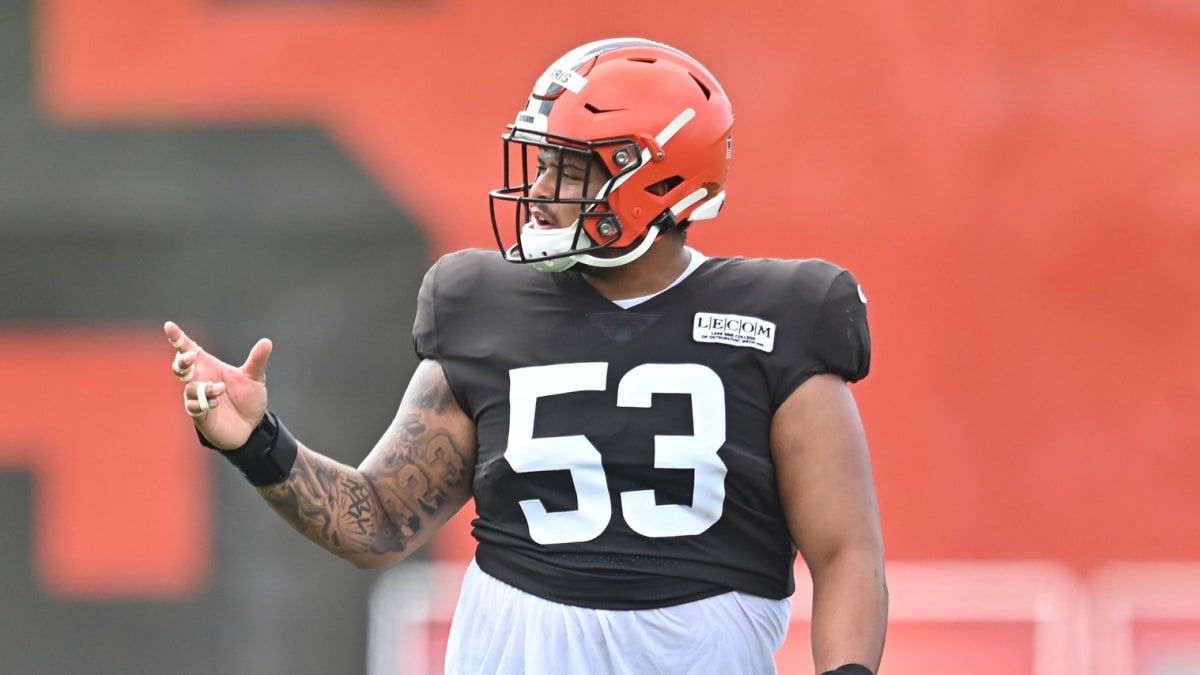 Former University of Washington Center Nick Harris Signs One-Year Deal with Seattle Seahawks, Reflecting Scott Huff’s Influence on the Offensive Line