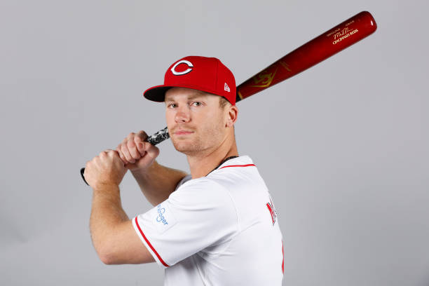 Should the Cincinnati Reds consider signing this veteran free agent?