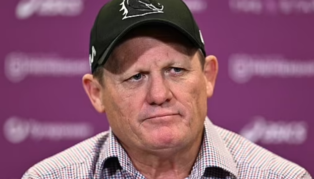 “Broncos Coach Kevin Walters Holds Back Tears, Shares Heartache of Coping…