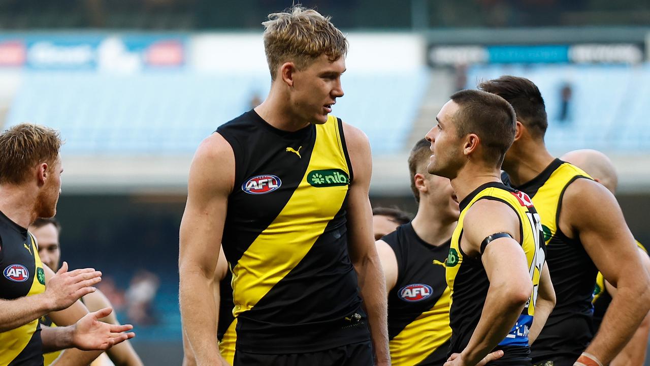 Breaking News: “Concerns Arise: Richmond Star Faces Season-Ending Setback with ‘Rare’ Hamstring Injury, Extending Unfortunate Streak”
