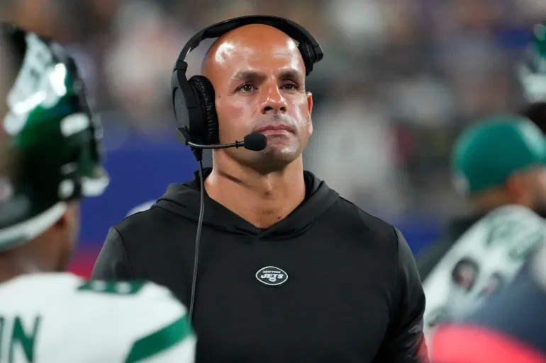 “Robert Saleh Updates Aaron Rodgers, Safety Battle, Bye Week Plans, and More”