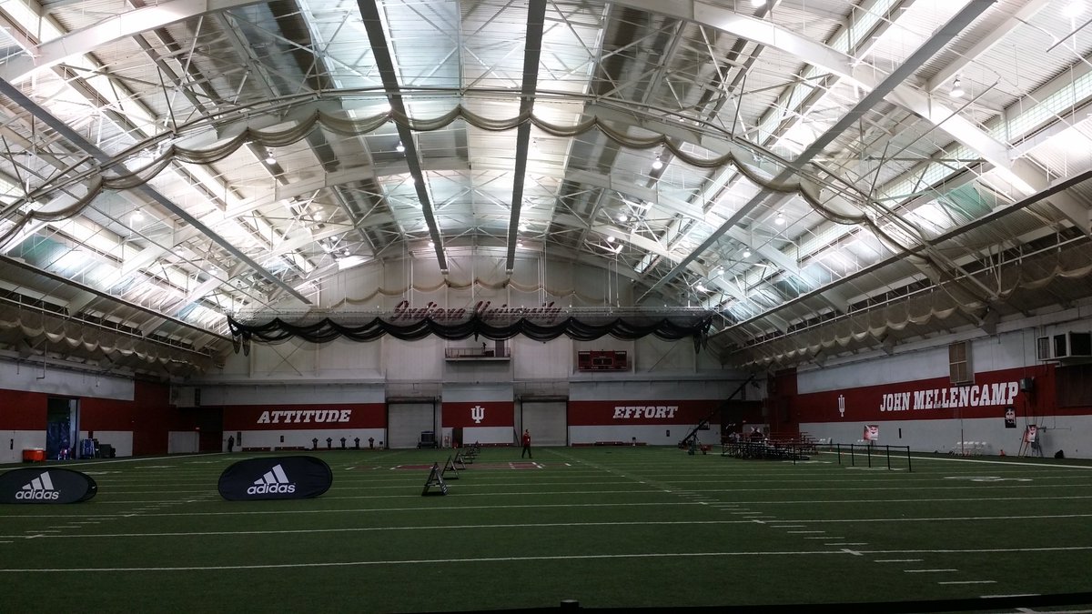 “Game-Changing Update: Indiana’s John Mellencamp Pavilion Unveils State-of-the-Art Turf in Indoor Football Practice Facility”