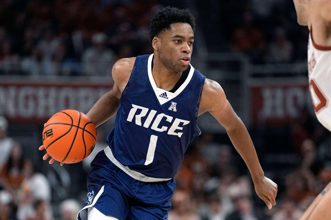 Kansas Basketball Secures Transfer Commitment from Noah Shelby, Enhancing Jayhawks’ Roster Strength