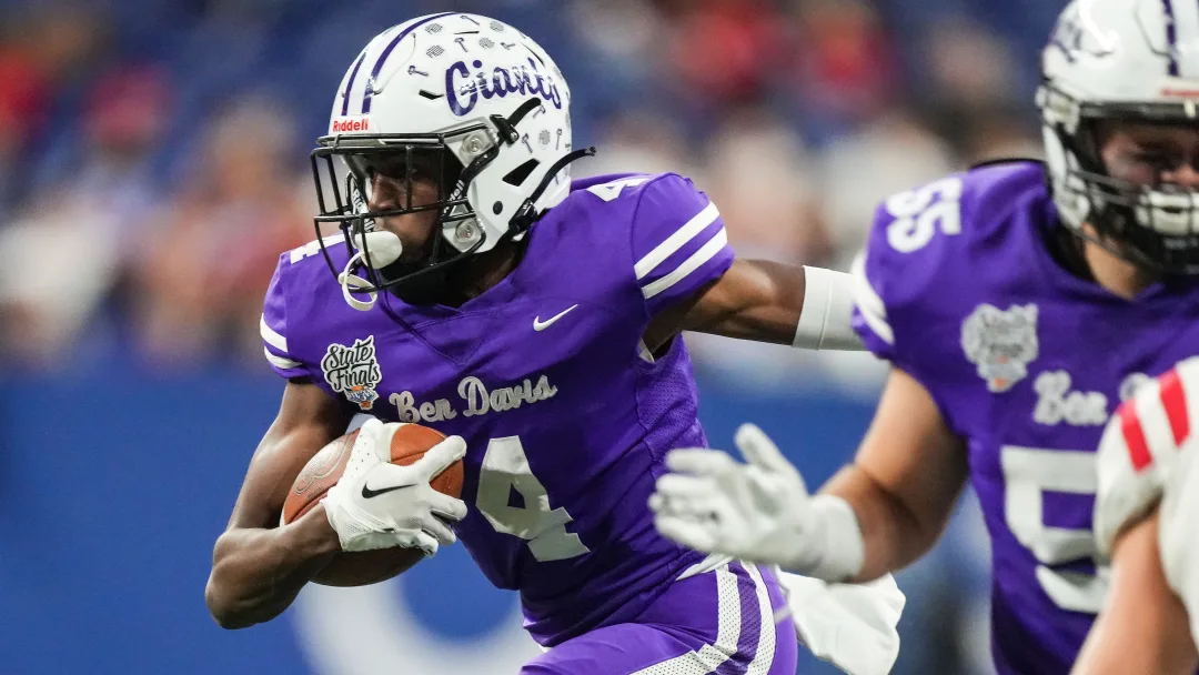 Florida Football in Final Consideration for Top Defensive Back Mark Zackery in Class of 2025