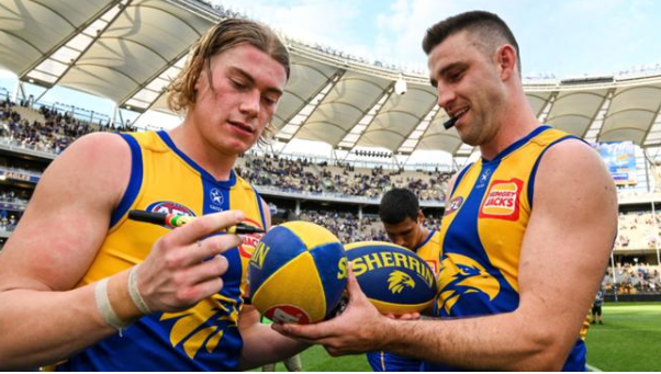 $1.3m for One Year?! AFL Rival’s Surprising Offer as Eagles Fall Behind in Multi-Club Race.