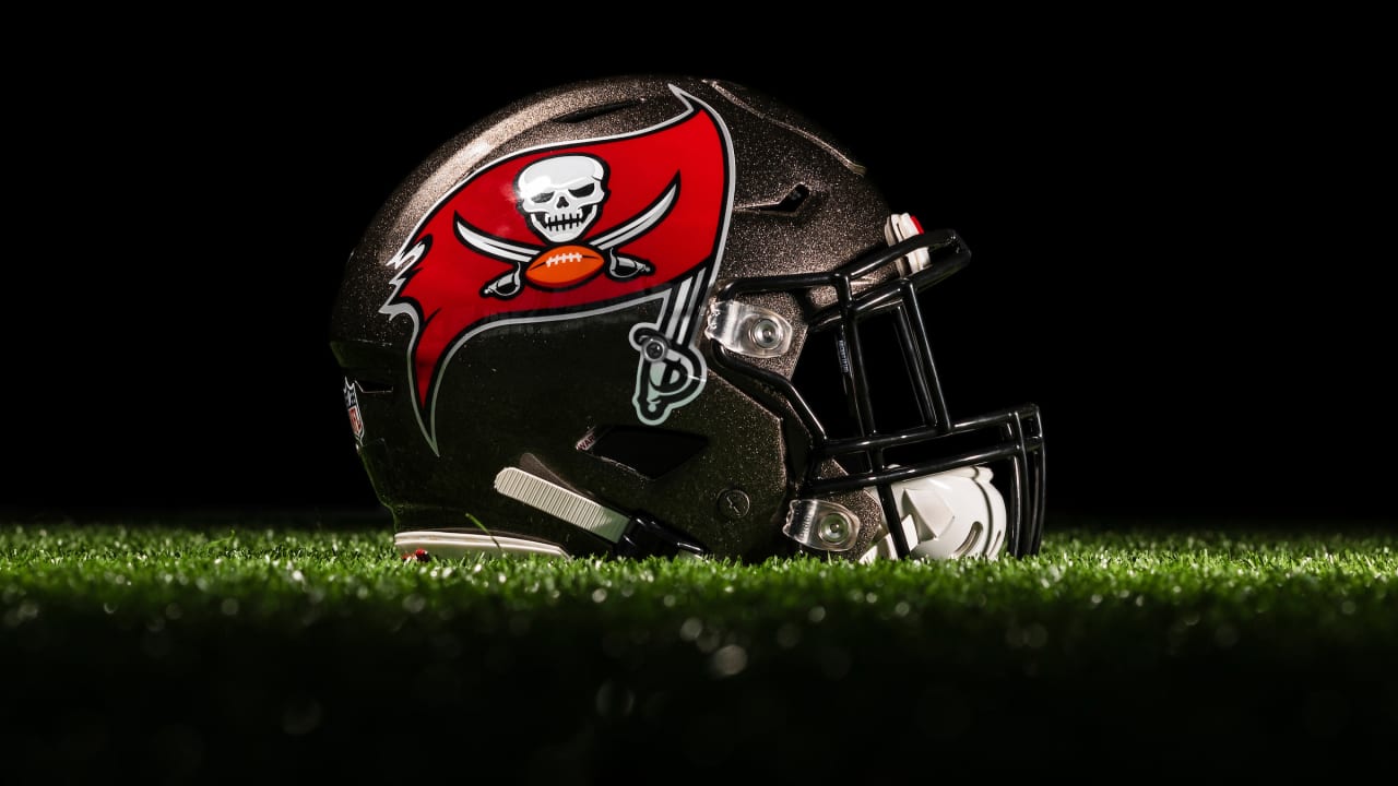 Breaking News: Buccaneers Secure $140 Million Deal for Star Offensive Tackle…