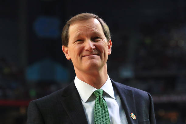 Oregon Ducks Unveil Stunning New Court Design at Matthew Knight Arena