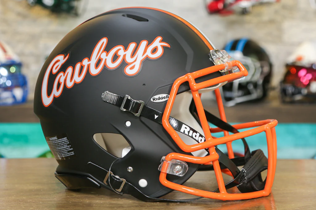 Four-Star Edge Rusher Commits to Oklahoma State