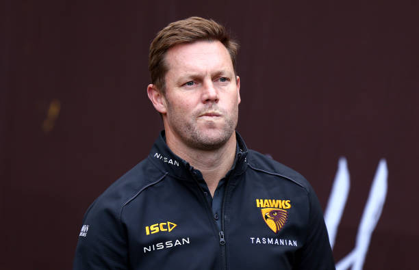 Club Owner and Fans Unite Against Racism, Reject Mitchell Amidst Social Media Backlash Following Hawks’ Game