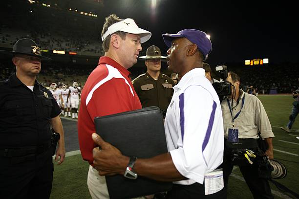 Breaking News: Coach Tyrone Willingham Commits to Notre Dame Football with Three-Year Extension