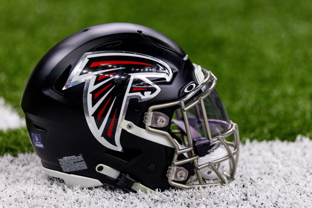 BREAKING News: Falcons Welcome Back Defender Who Missed 2023 Season