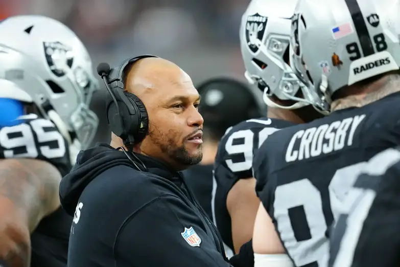 Breaking News: Las Vegas Raiders Head Coach Antonio Pierce Entangled in Major Bankruptcy Case – 2024 Offseason