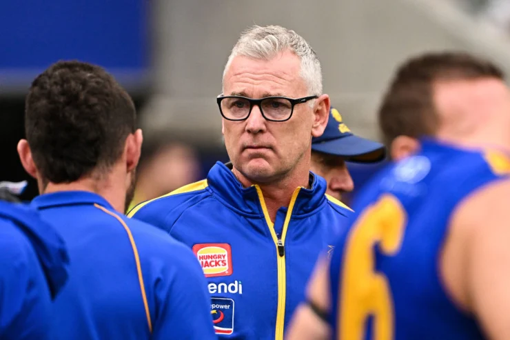 Simpson May Need LinkedIn Update as Eagles’ Losses…