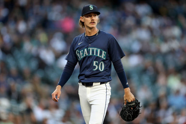 Cardinals Consider Trade with Mariners to Strengthen Pitching Before Deadline