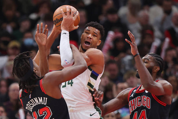 Bucks Looking to Strike Deal with Bulls for Key Offseason Upgrade