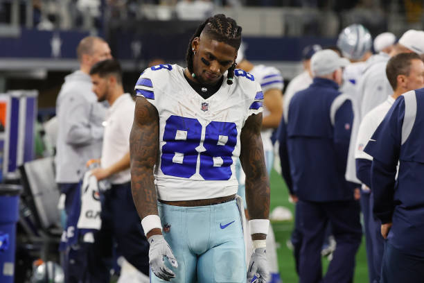Star Receiver Left Waiting in the Shadows as Contract Standoff Casts Dark Cloud Over Cowboys’ Future