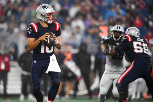 Drake Maye #10 of the New England Patriots