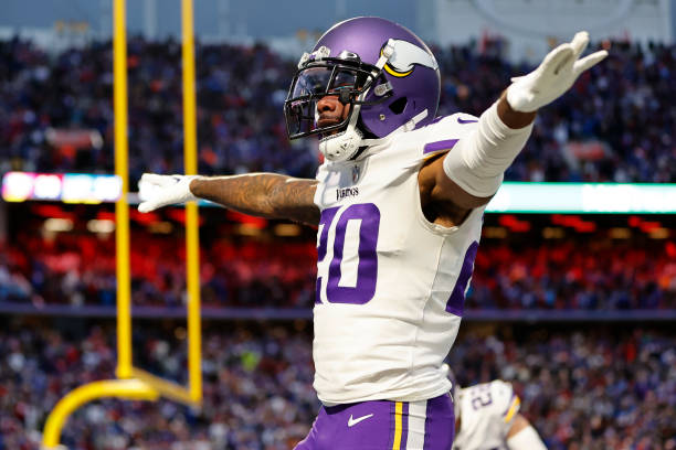 Duke Shelley #20 of the Minnesota Vikings