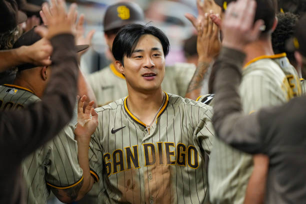 Padres Place Ha-Seong Kim on 10-Day IL with Shoulder Injury, Recall Matthew Batten