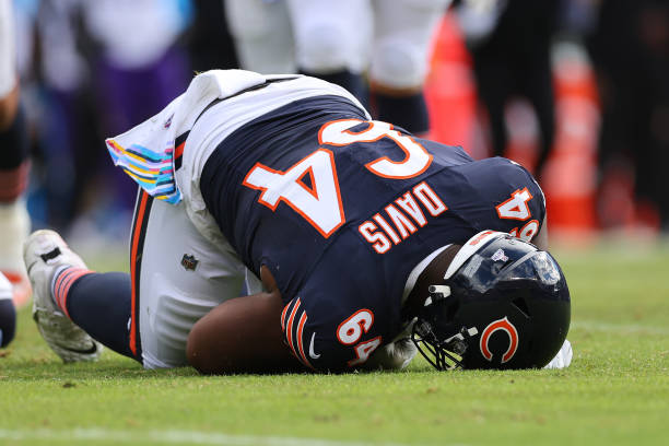 Nate Davis #64 of the Chicago Bears