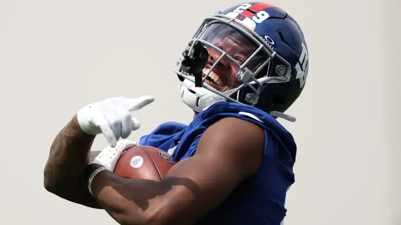 Breaking News: Giants Beat Reporter Eases Concerns After RB Signing.