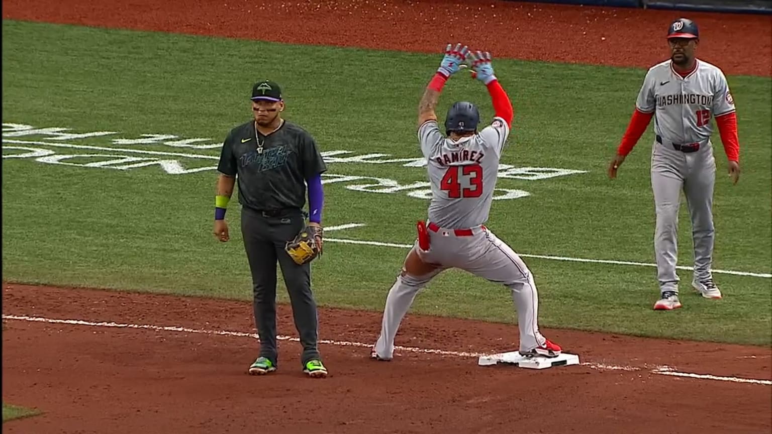 “Cardinals Set to Shake MLB with Bold $110 Million Braves Star Trade”