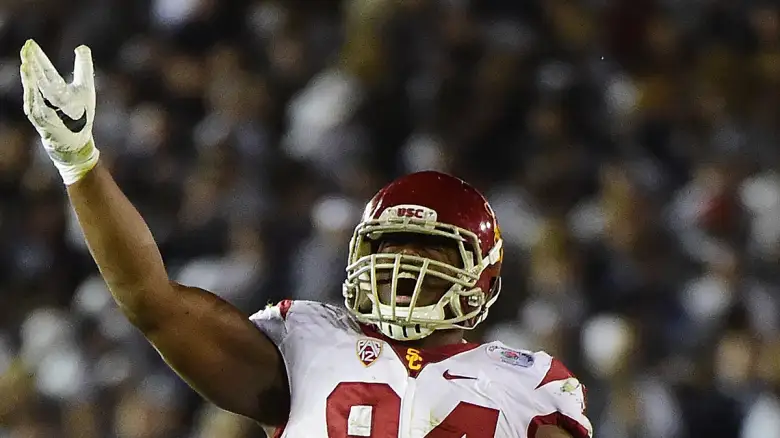 Raiders Urged to Sign Former USC Star as Defensive Depth Dwindles