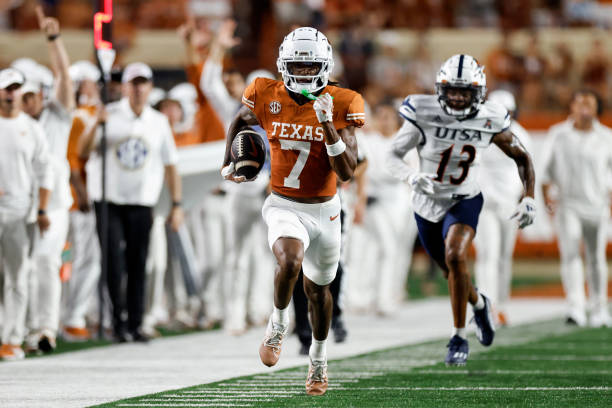 Texas Longhorns Superstar Lands with NFL Powerhouse in Latest 2025 Mock Draft