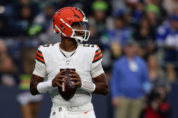 Jameis Winston #5 of the Cleveland Browns