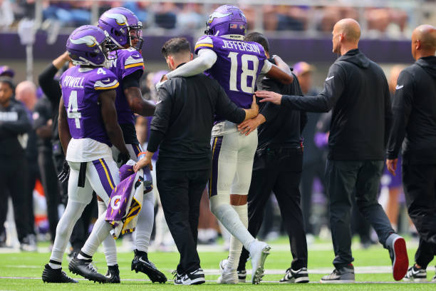 Vikings’ Star Receiver Breaks Silence On Injury Setback