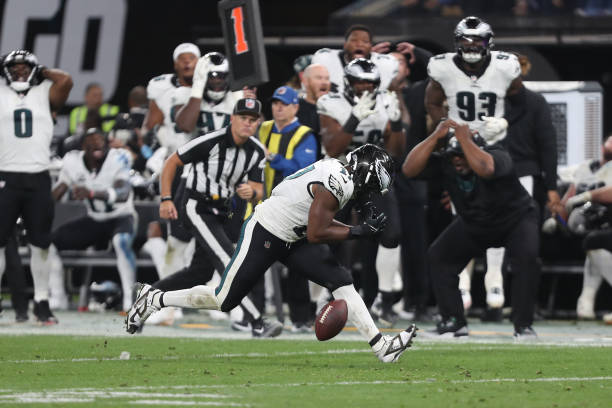 Dean #17 of the Philadelphia Eagles