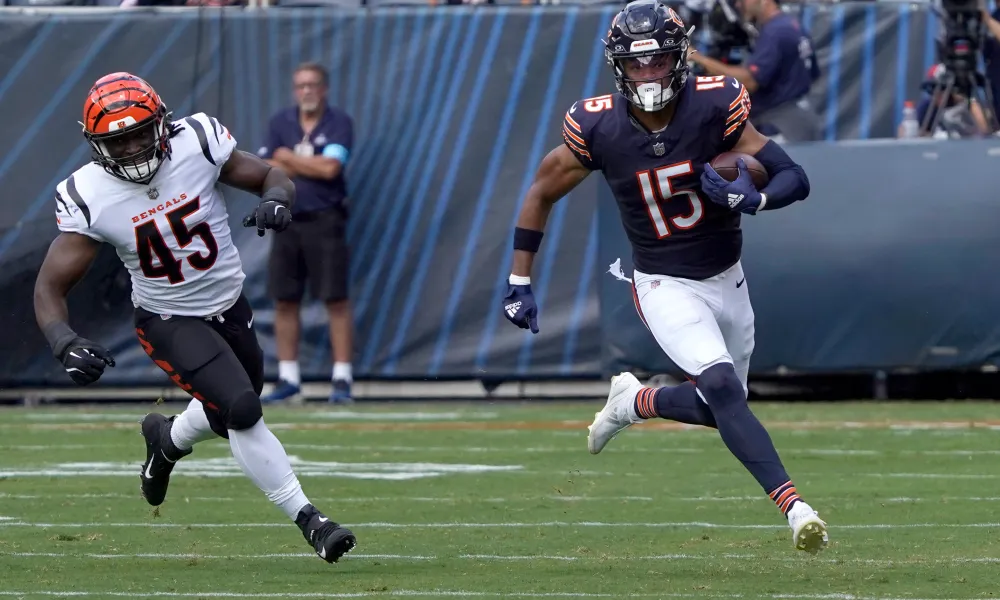 Chicago Bears Deal with Major Setback: Two Key Players Out 4 to 6 Weeks Due to Serious Injuries”