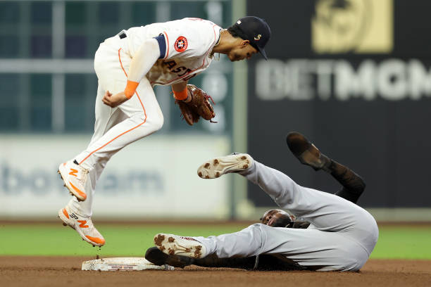 White Sox GM  Provides Heartening Injury Update on Star Outfielder