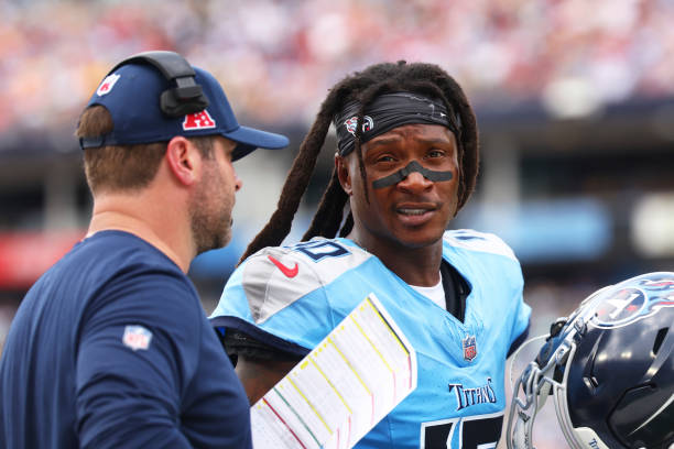 Titans HC Opens Up About Late-Game Decisions After Securing First NFL Win