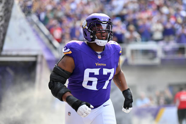 Vikings Shake Up Offensive Line Following First Loss to Lions