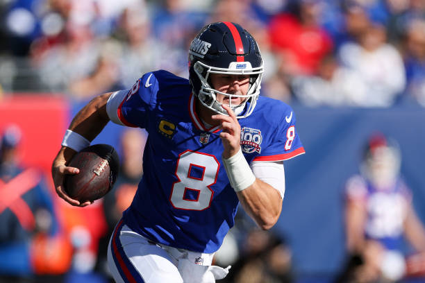 Giants QB’s $23M Injury Clause Could Force Him to the Bench: What’s Next for Daniel Jones?