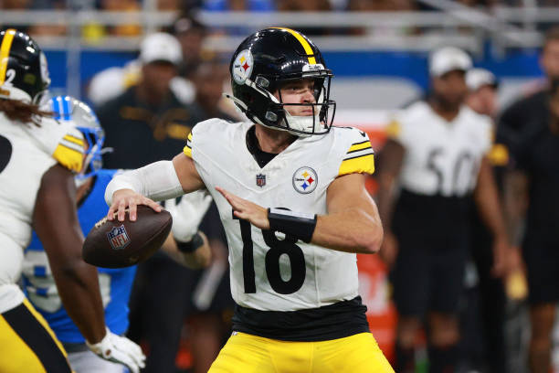 John Rhys Plumlee #18 of the Pittsburgh Steelers