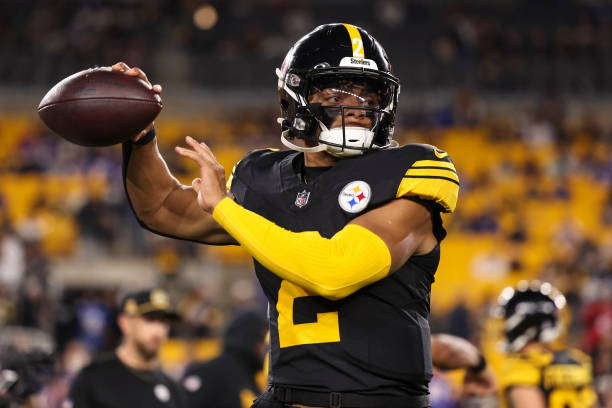 Steelers Coach Drops Crucial Update on Justin Fields’ Role: What’s Next for the QB?