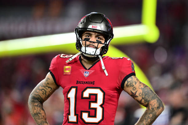 Mike Evans Set to Return for Buccaneers Against Giants After Hamstring Injury