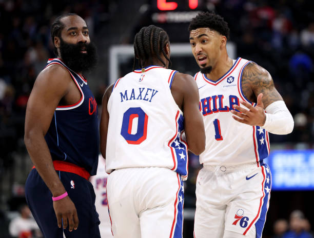 Sixers star expected to miss multiple weeks with hamstring injury: Report