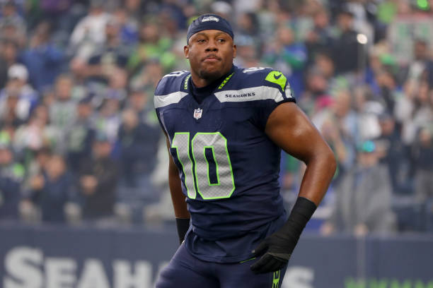 Linebacker Uchenna Nwosu #10 of the Seattle Seahawks