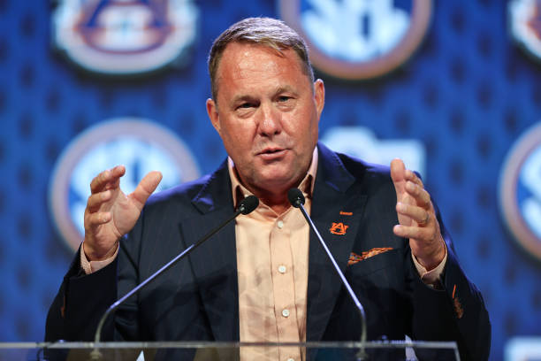 Auburn Tigers Coach’s Desperate Move: Signs Star Player for a Staggering $70.6 Million