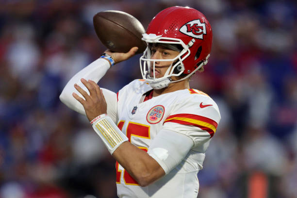 Breaking News: Chiefs  Seal Major Trade for Eagles’ $74.5 Million Starter