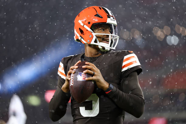 Jameis Winston #5 of the Cleveland Browns