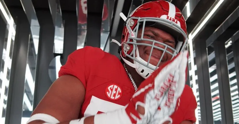 Alabama Crimson Tide offensive lineman Miles McVay (58)